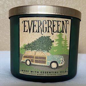 Bath & Body Works Evergreen Candle - Green